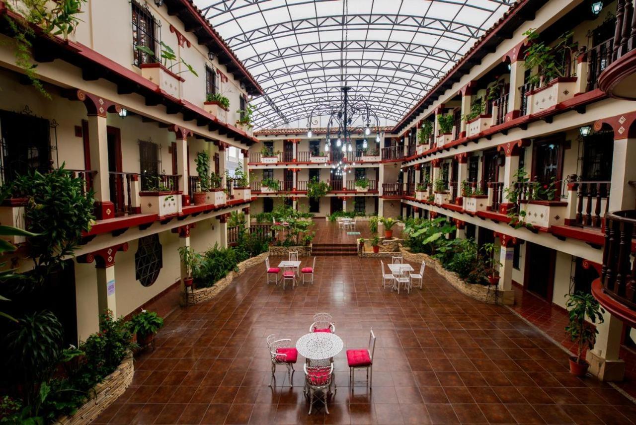 Hotel D'Monica San Cristóbal de Las Casas Eksteriør bilde