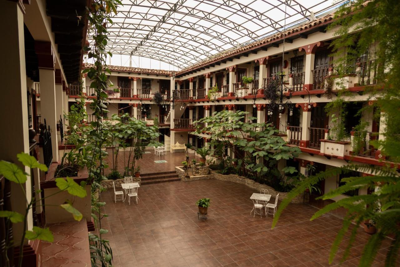 Hotel D'Monica San Cristóbal de Las Casas Eksteriør bilde